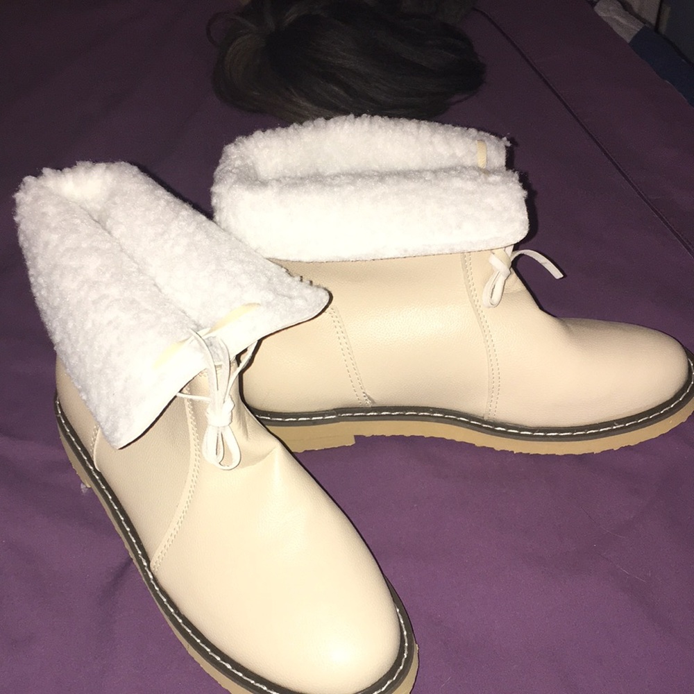 Very cute slip-on boots - Picture 4 of 6